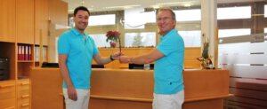Übergabe Hannes Schönhaber und Patrick Köhler